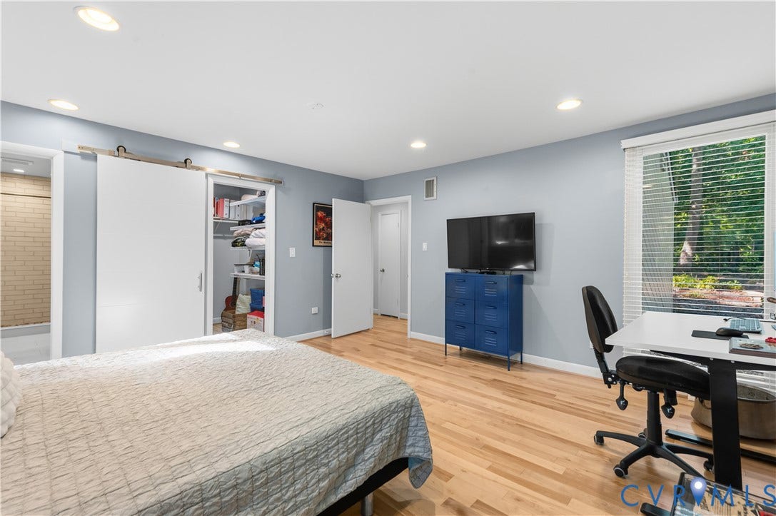 4204 Hickory Nut Place, Winterberry Ridge, Midlothian, VA 23112 First floor primary with large closet and bathroom just ahead.