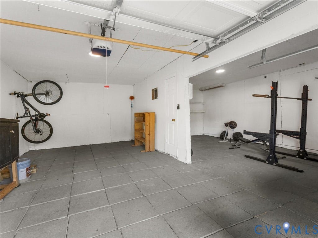 Connected spaces inside garage for ease of use