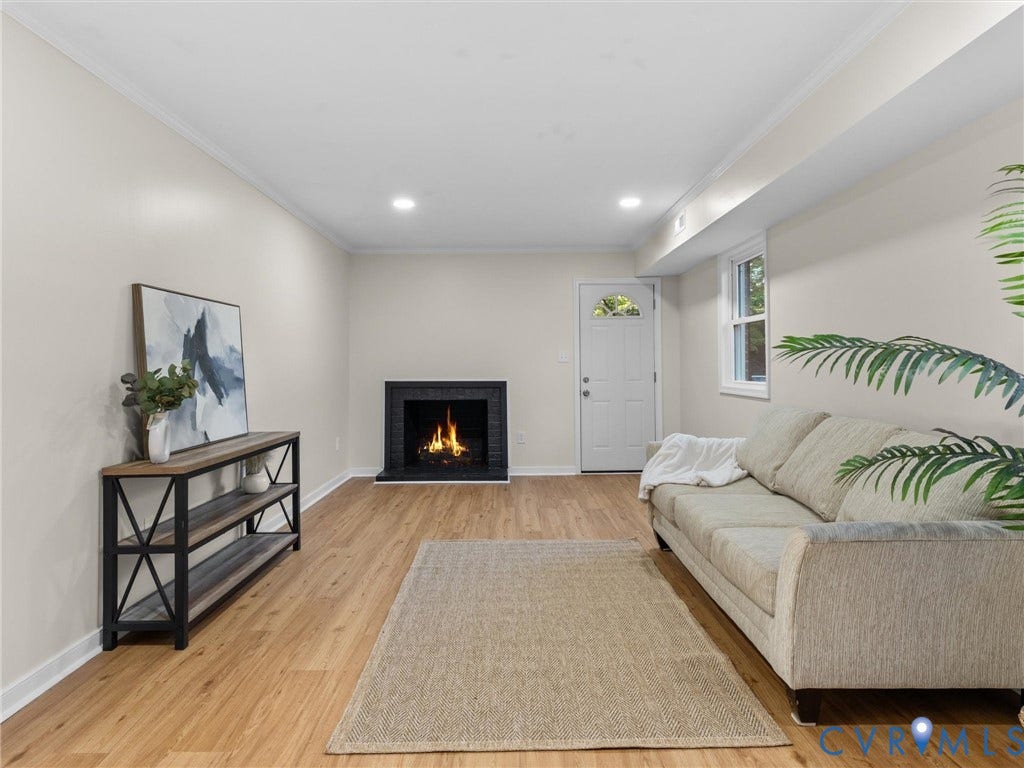 10817 W Huguenot Road, North Chesterfield, VA 23235 10817 W Huguenot Road, North Chesterfield, VA 23235