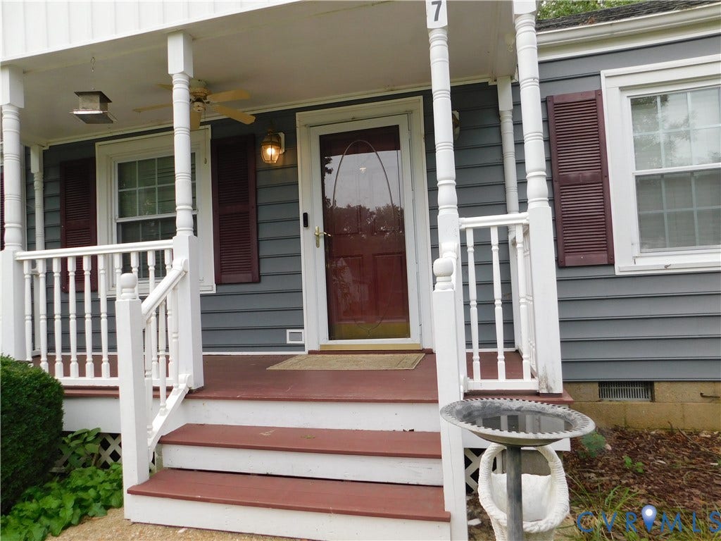 7 Huntsman Road, Sandston, VA 23150