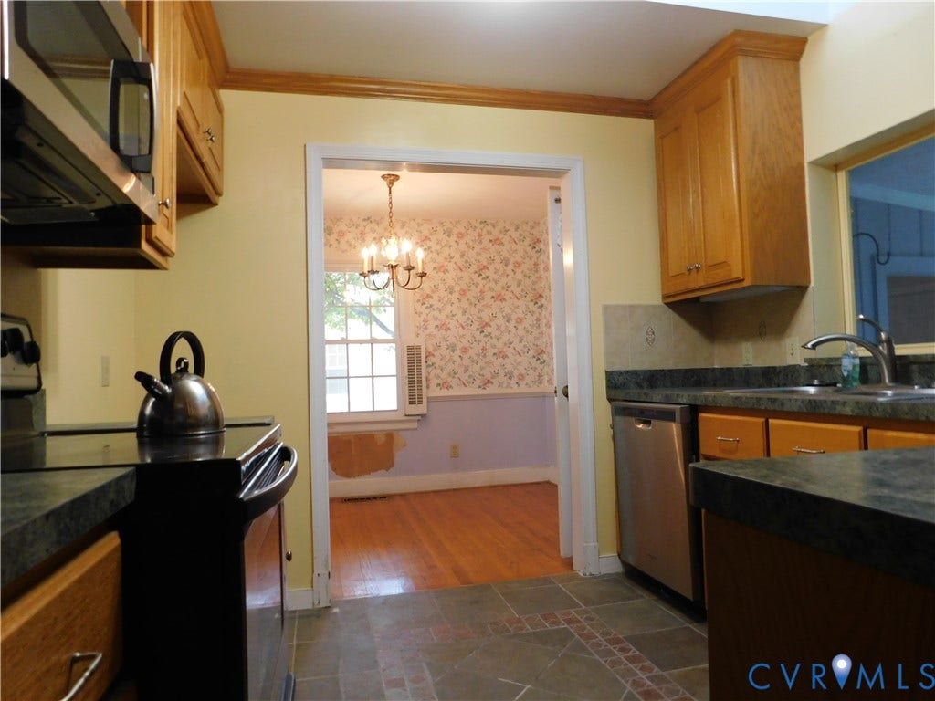 7 Huntsman Road, Sandston, VA 23150