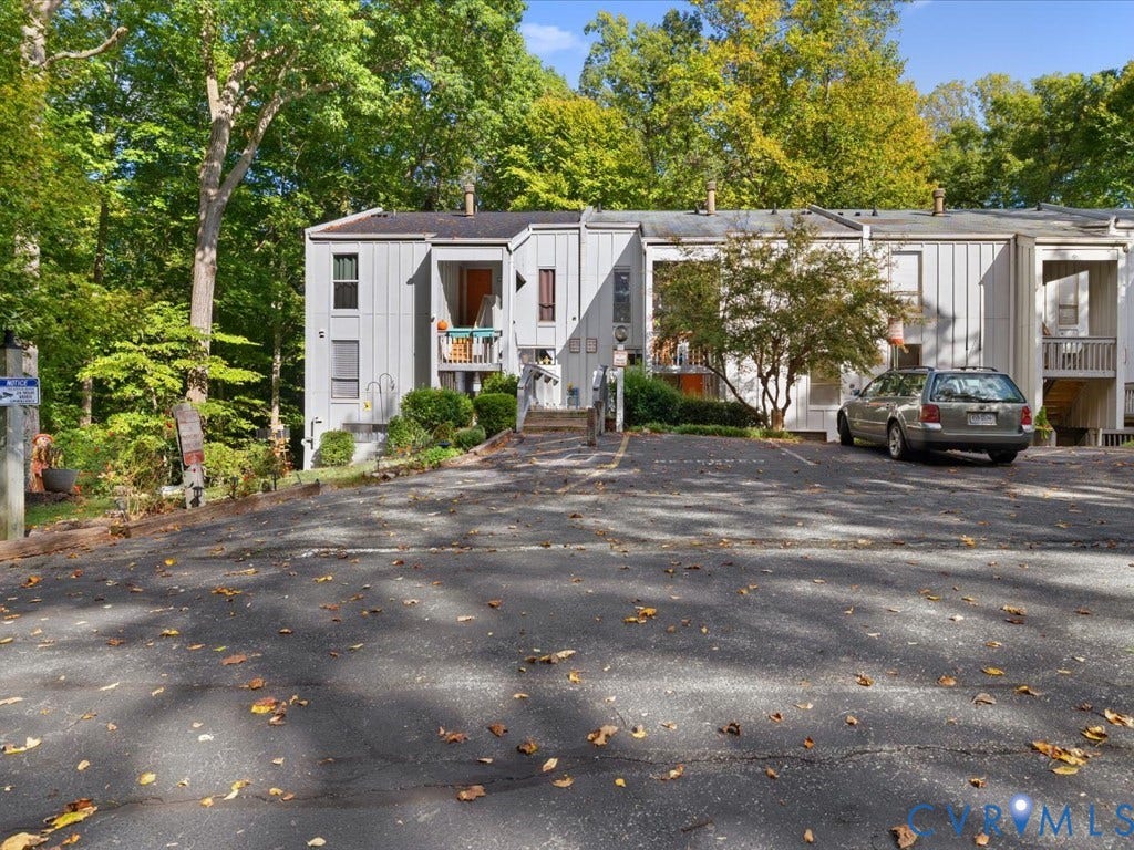 10176 Iron Mill Road, North Chesterfield, VA 23235 10176 Iron Mill Road, North Chesterfield, VA 23235