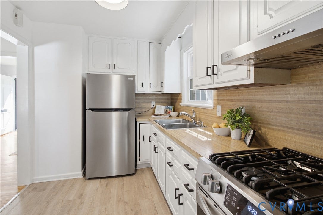 910 Greenway Lane, Willow Lawn, Richmond, VA 23226 910 Greenway Lane, Willow Lawn, Richmond, VA 23226