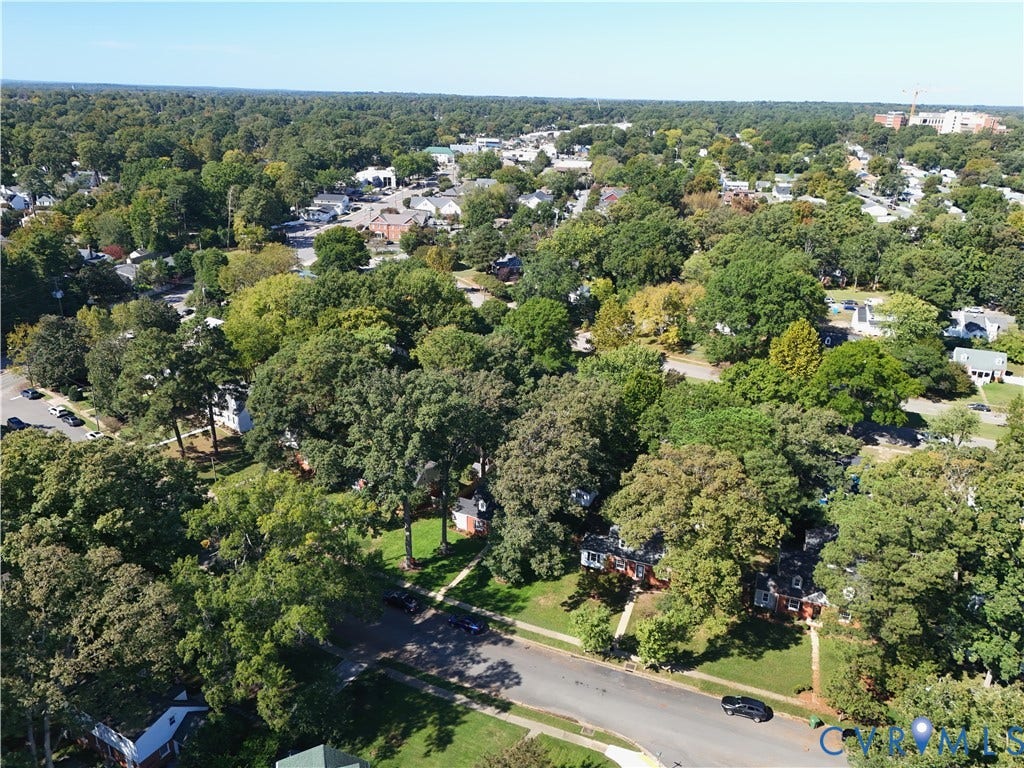 910 Greenway Lane, Willow Lawn, Richmond, VA 23226 910 Greenway Lane, Willow Lawn, Richmond, VA 23226