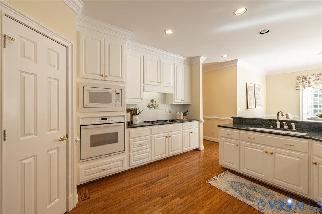 95 W Square Drive, Henrico, VA 23238 95 W Square Drive, Henrico, VA 23238