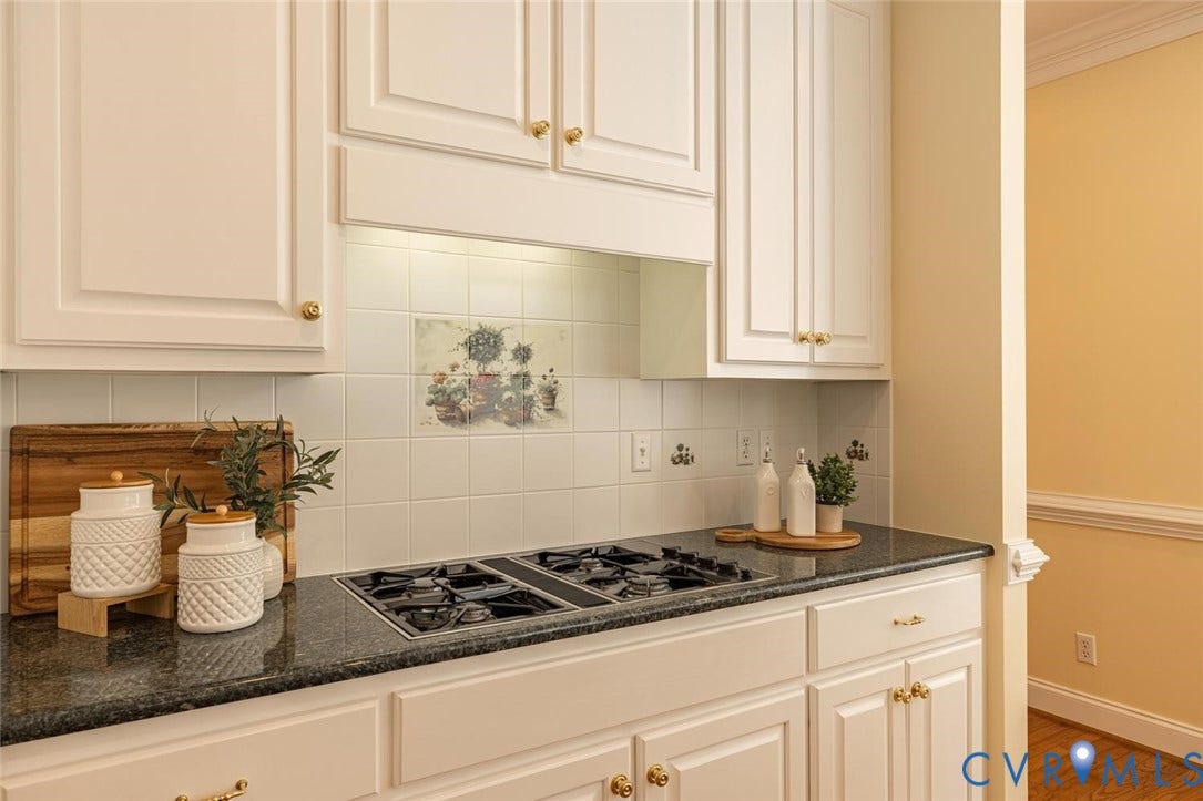 95 W Square Drive, Henrico, VA 23238 95 W Square Drive, Henrico, VA 23238