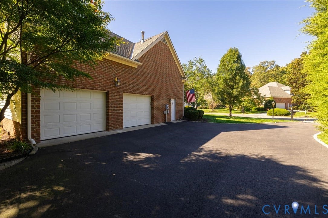 95 W Square Drive, Henrico, VA 23238 95 W Square Drive, Henrico, VA 23238