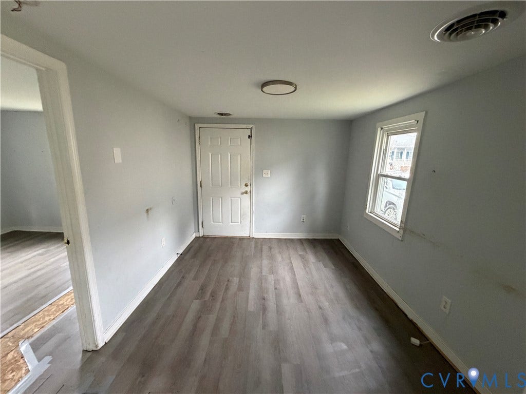 334 S 17th Avenue, Hopewell, VA 23860 334 S 17th Avenue, Hopewell, VA 23860