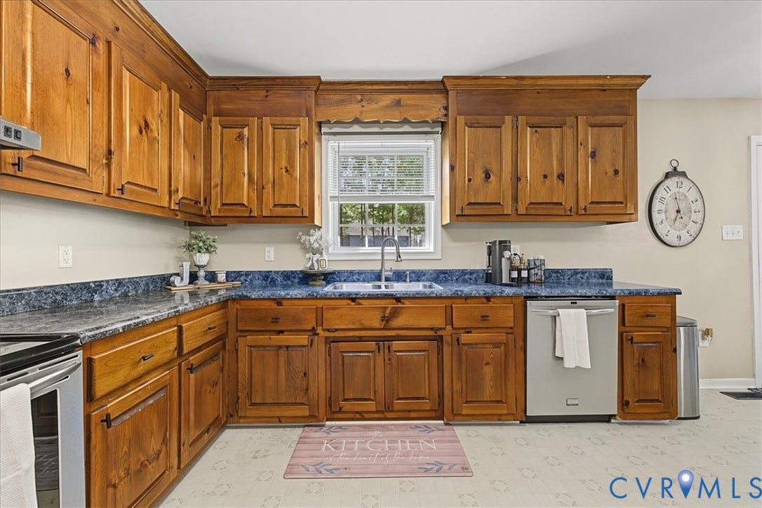 11410 Fleet Road, Dinwiddie, VA 23841 11410 Fleet Road, Dinwiddie, VA 23841