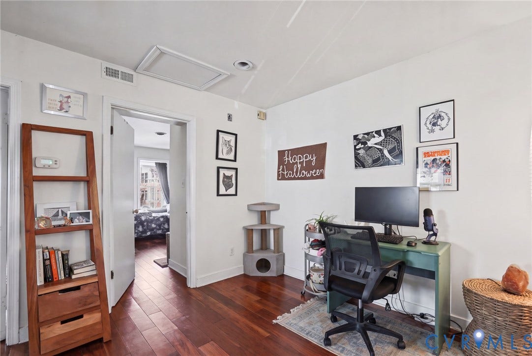 7 N 21st Street, Tobacco Row, Richmond, VA 23223 Second floor living room.