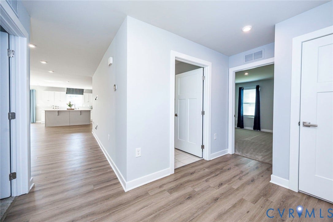 7577 Southamptonshire Way, Autum Pines, New Kent, VA 23124 Foyer Looking into Bedroom and into Family Room & Kitchen