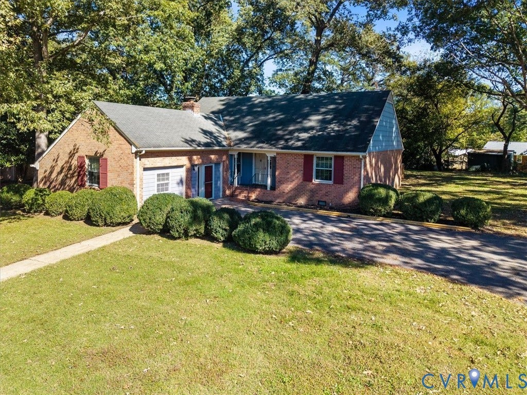 108 Jankin Lane, Sandston, VA 23150 Spacious Cape Cod style home on cul-de-sac lot