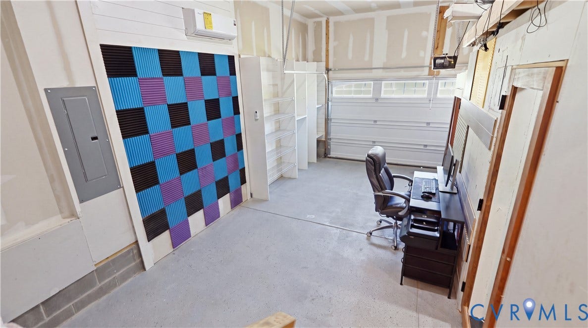 7024 Havering Way, Henrico, VA 23231 Garage with Studio