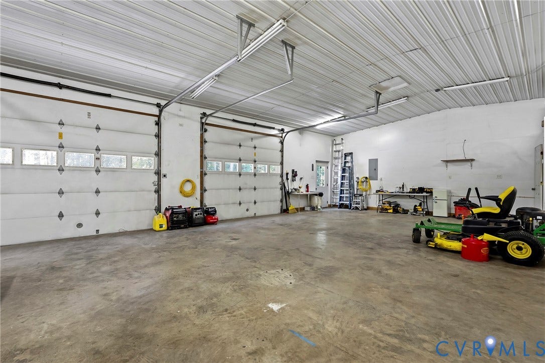 11401 Pinhook Road, Rockville, VA 23146 30'x40', 1,200 sqft detached workshop. lift-ready, AC, heated floors, bathroom