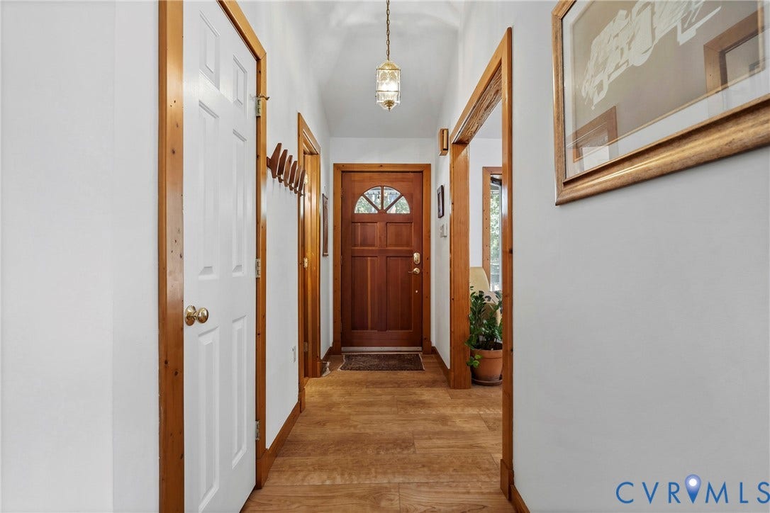 11401 Pinhook Road, Rockville, VA 23146 11401 Pinhook Road, Rockville, VA 23146