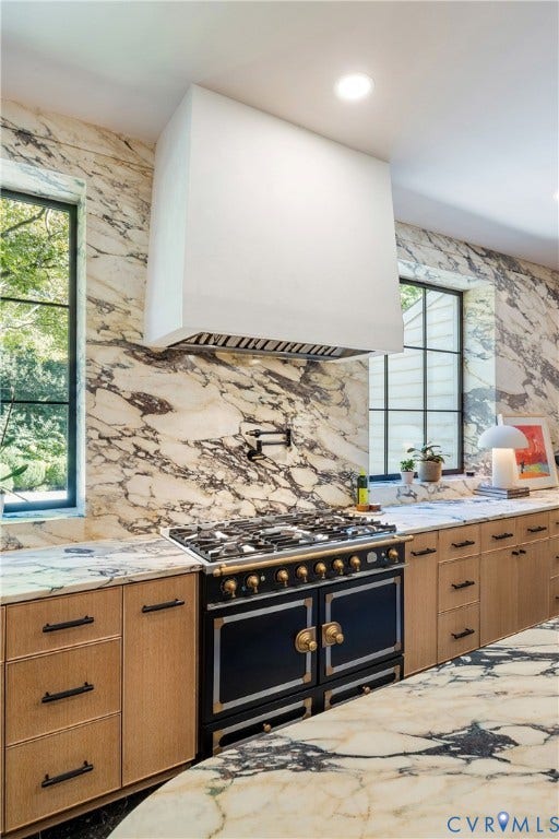 301 Lock Lane, Windsor Farms, Richmond, VA 23226 Built for a cook, with a pot filler, a second Wolf oven, a dedicated knife pullout and a built-in coffee maker.