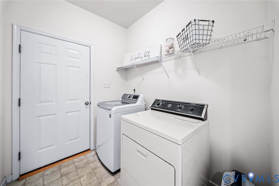 1st floor laundry