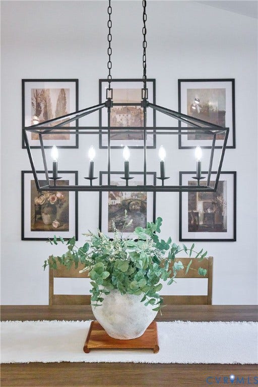 444 Tillar Lane, Mineral, VA 23117 Stunning chandalier