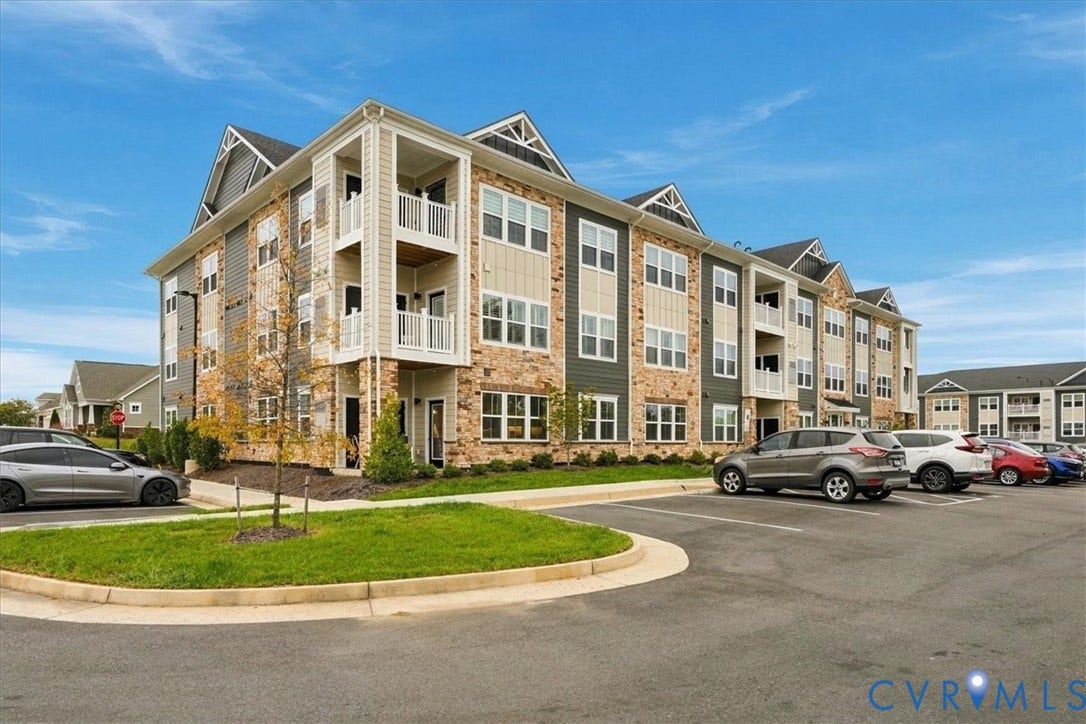 6725 Citory Way, #102, Moseley, VA 23120 6725 Citory Way, #102, Moseley, VA 23120