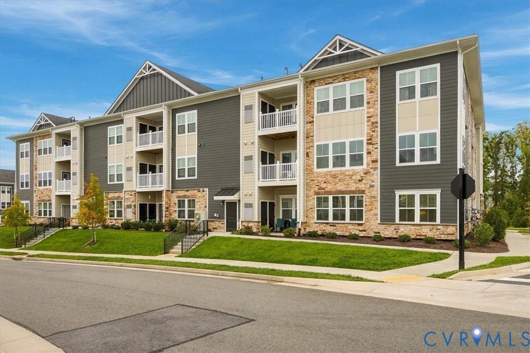 6725 Citory Way, #102, Moseley, VA 23120 6725 Citory Way, #102, Moseley, VA 23120