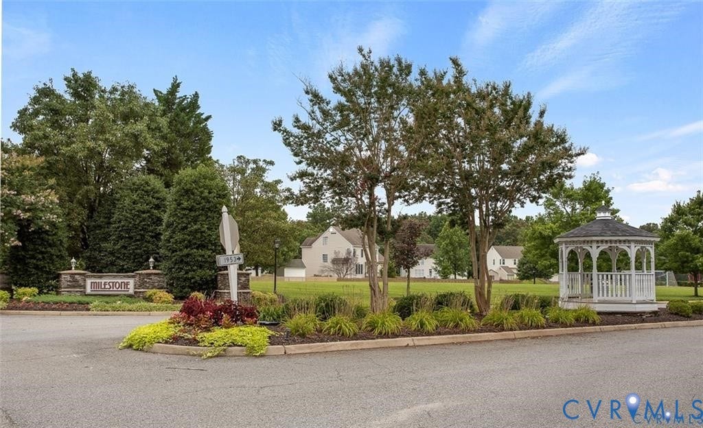 9504 Indianfield Drive, Mechanicsville, VA 23116 9504 Indianfield Drive, Mechanicsville, VA 23116