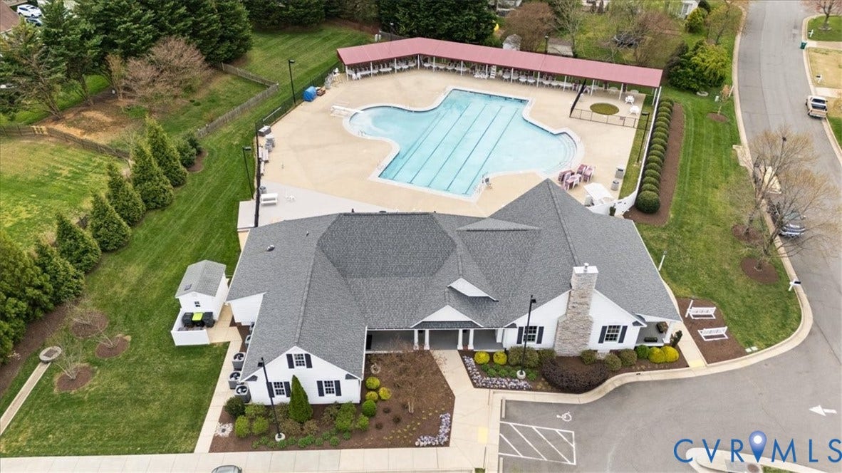 9504 Indianfield Drive, Mechanicsville, VA 23116 Milestone's pool membership is included with HOA dues