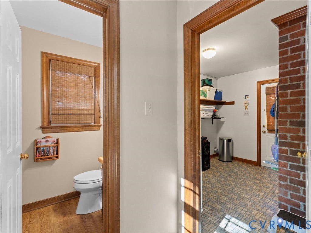 8275 Tangle Pond Lane, Mechanicsville, VA 23111 8275 Tangle Pond Lane, Mechanicsville, VA 23111