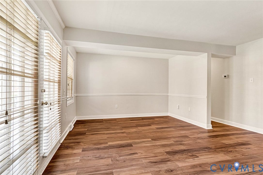 4 Millstone Road, The Hamlet, Henrico, VA 23228 Wood-finish flooring, neutral wall tones, chair rail molding, and window blinds