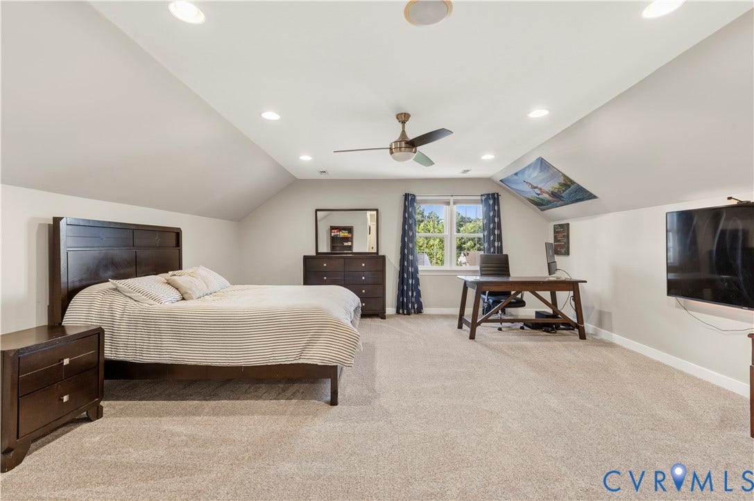 11829 Old School Road, Twin Hickory, Glen Allen, VA 23059 Third floor bedroom with full bath and walk out attic storage. Brand new carpet, recessed lighting and new ceiling fan.