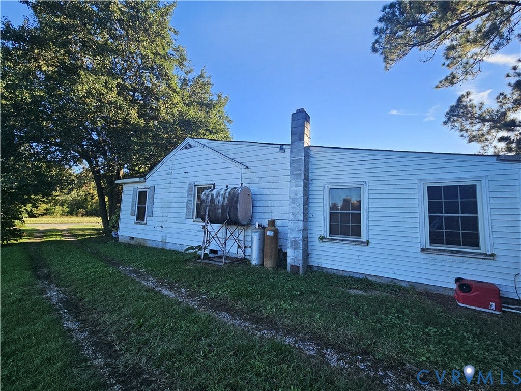 15022 George Wash Memorial Highway, Saluda, VA 23149