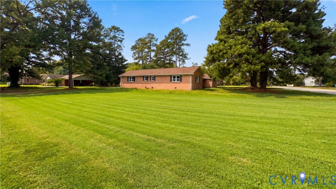 201 Laurel Street, Emporia, VA 23847 201 Laurel Street, Emporia, VA 23847