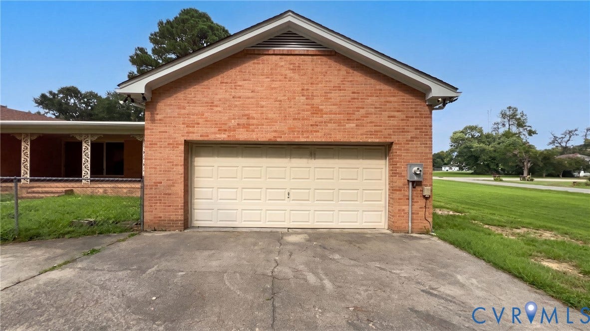 201 Laurel Street, Emporia, VA 23847 201 Laurel Street, Emporia, VA 23847