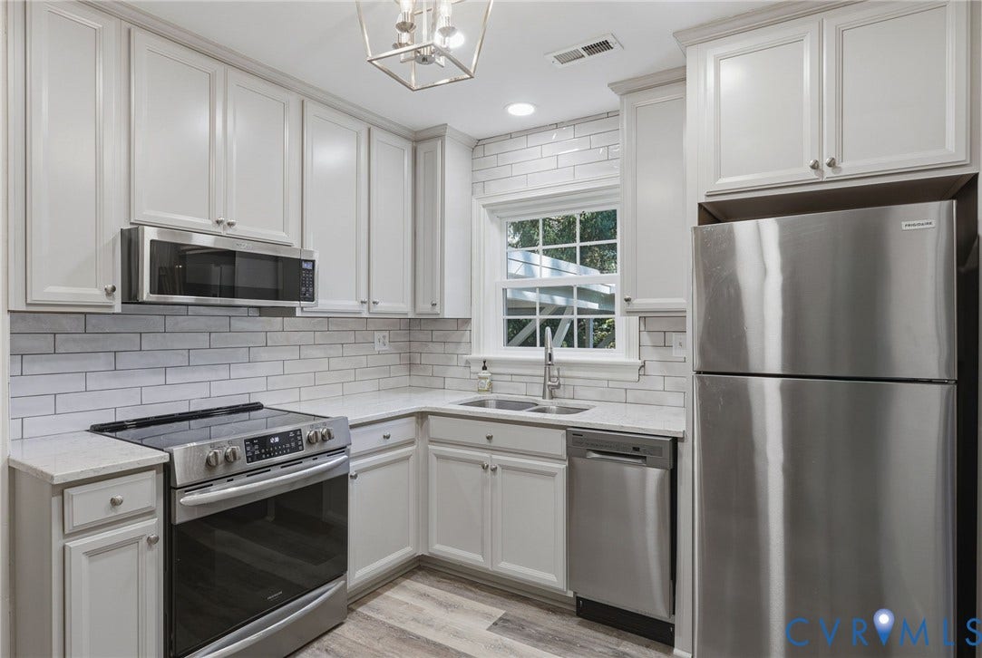 3925 Hickory Road, Southampton, Richmond, VA 23235 Renovated kitchen