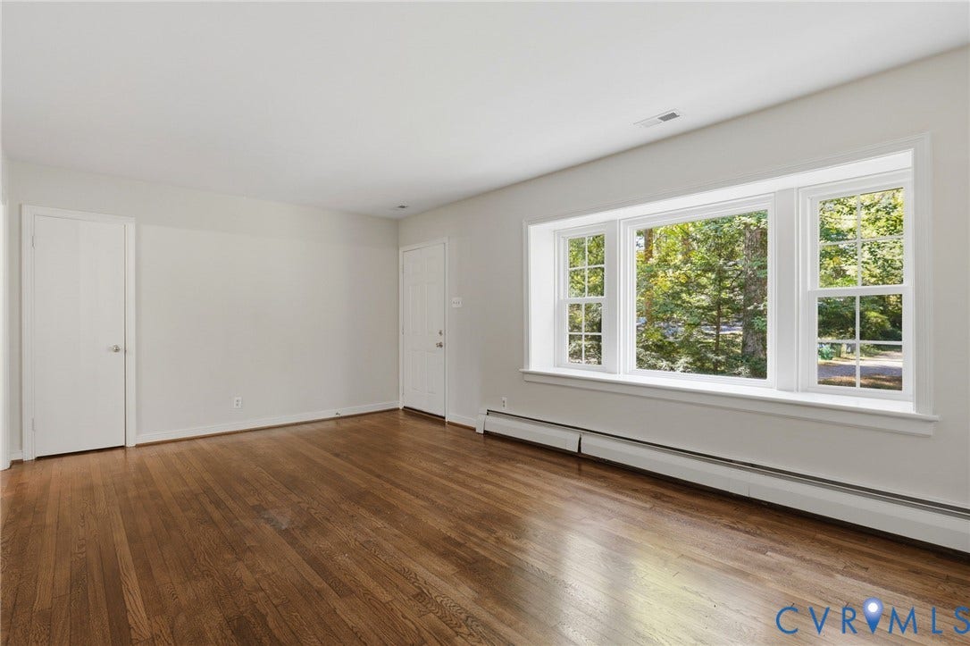 3925 Hickory Road, Southampton, Richmond, VA 23235 Living room has beautiful natural light
