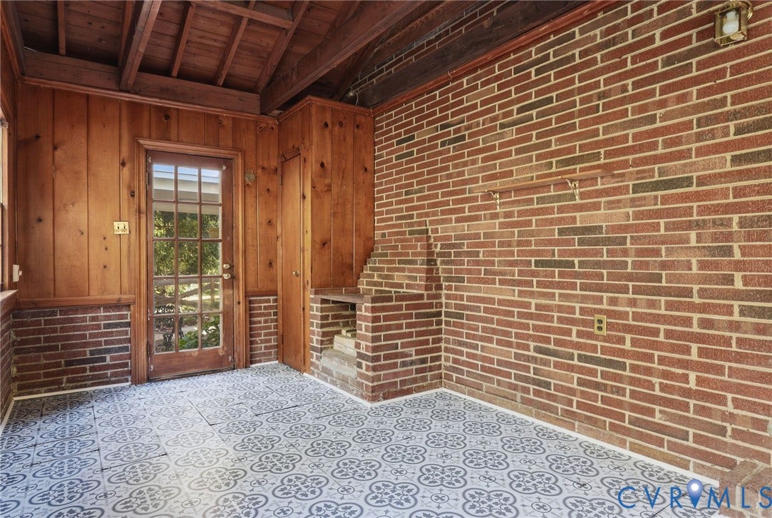 3925 Hickory Road, Southampton, Richmond, VA 23235 Enclosed porch (190 sq ft not included in square footage)