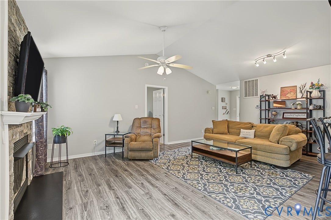 11200 Wiltstaff Drive, Midlothian, VA 23112 11200 Wiltstaff Drive, Midlothian, VA 23112