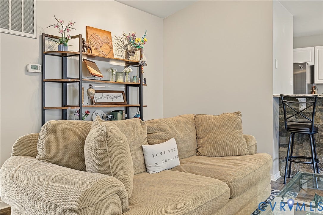 11200 Wiltstaff Drive, Midlothian, VA 23112 11200 Wiltstaff Drive, Midlothian, VA 23112