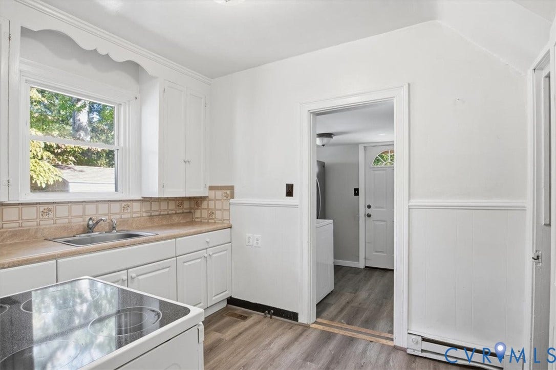 6813 Glenwood Street, Henrico, VA 23228 6813 Glenwood Street, Henrico, VA 23228