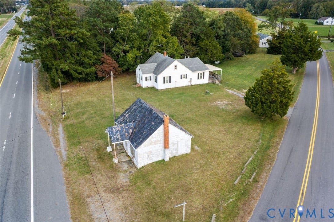 13530 Richmond Road, Village, Warsaw, VA 22572 Corner lot property fronting on Richmond Road & Canal Road.
