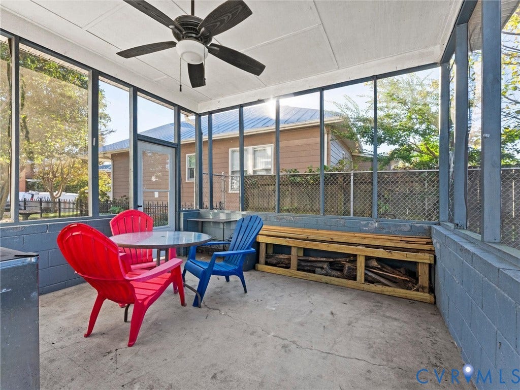 124 Suffolk Avenue, Chesterfield Highlands, Colonial Heights, VA 23834 Screened-in porch featuring painted masonry walls, a concrete floor, and an overhead ceiling fan