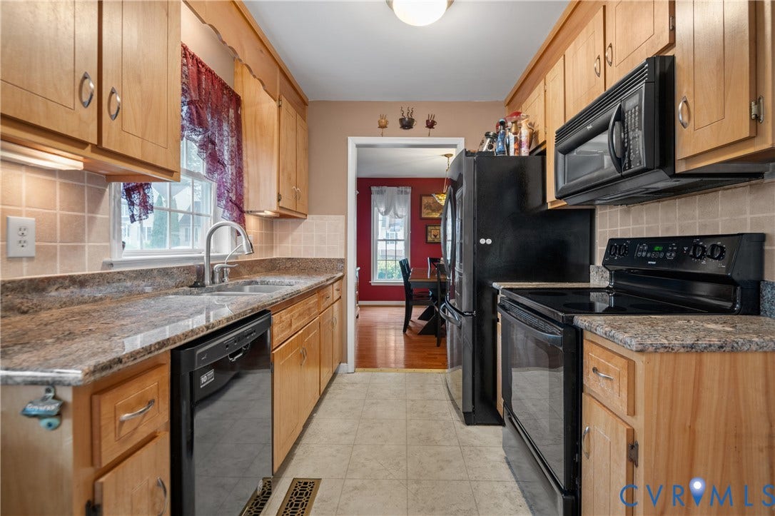 5201 Parrish Creek Drive, Midlothian, VA 23112 5201 Parrish Creek Drive, Midlothian, VA 23112