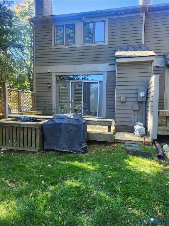 12400 New Point Drive, Wilde Lake, Henrico, VA 23233 Exterior featuring horizontal siding, multi-level wood decking, integrated wood planter boxes, sliding glass doors, and lattice privacy screening