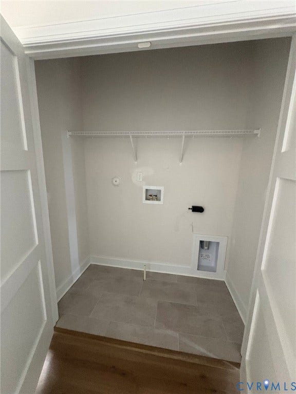 Pictures from another home in The Aire Community.