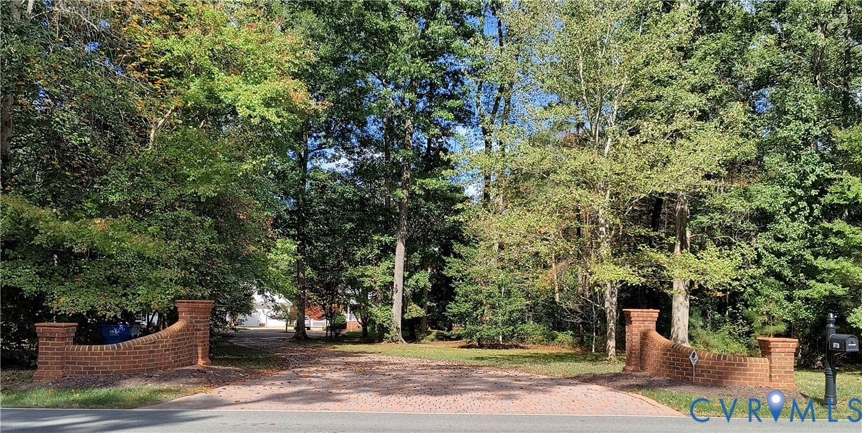 10730 Chalkley Road, Chesterfield, VA 23237 Property Entrance