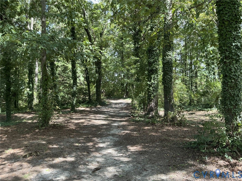 6639 Dalebrook Drive, Chesterfield County, Richmond, VA 23237 Trail head leading to 1/2 mile of walking, biking, and ATV trails