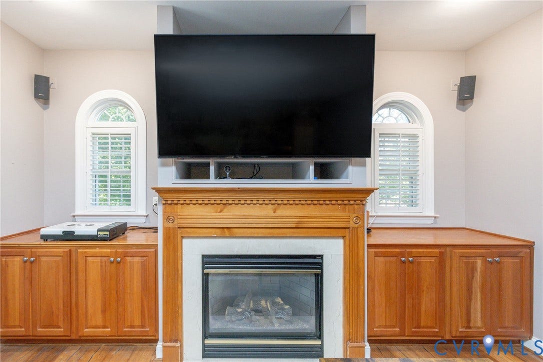 8206 Seaview Drive, Chesterfield, VA 23838 8206 Seaview Drive, Chesterfield, VA 23838