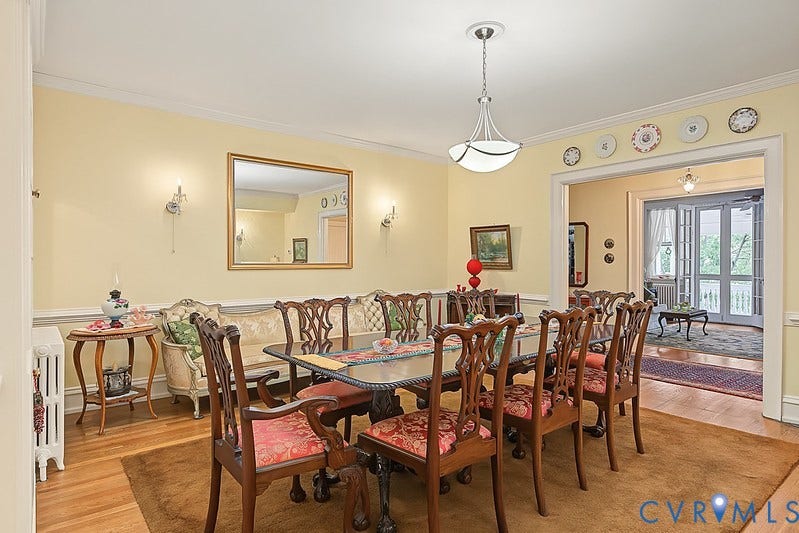 2923 Monument Avenue, #U2, Museum District, Richmond, VA 23221 Formal dining that can seat up to 12.