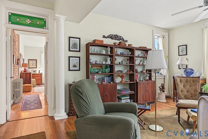 2923 Monument Avenue, #U2, Museum District, Richmond, VA 23221 Hardwood floor, closet, ceiling fan.