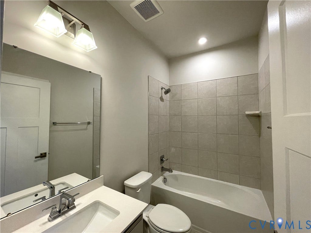 2125 Tobacco Mill Street, Richmond, VA 23225 3rd Level Hall Bathroom