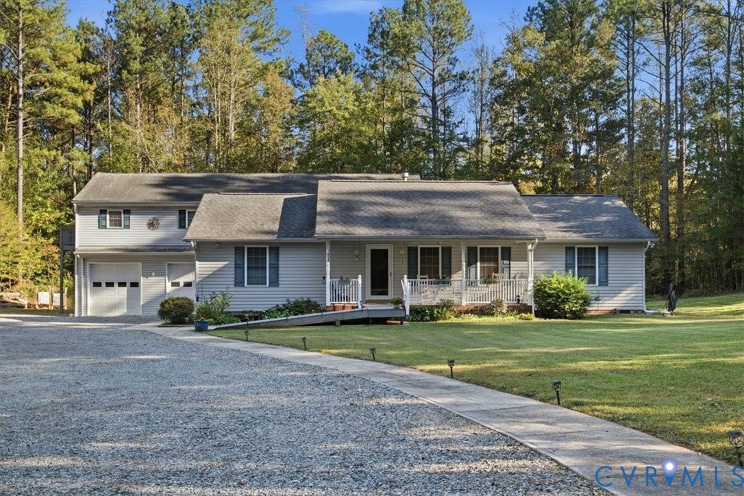 5330 C C C Road, Ruther Glen, VA 22546 5330 C C C Road, Ruther Glen, VA 22546